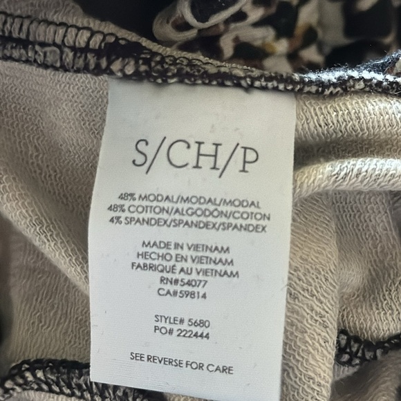 CABI # 5680 animal print Pivot Spotted Jogger modal cotton blend pants Sz S - Picture 11 of 11